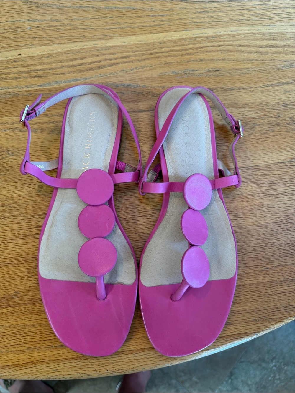 Great condition Jack Rogers Sandals